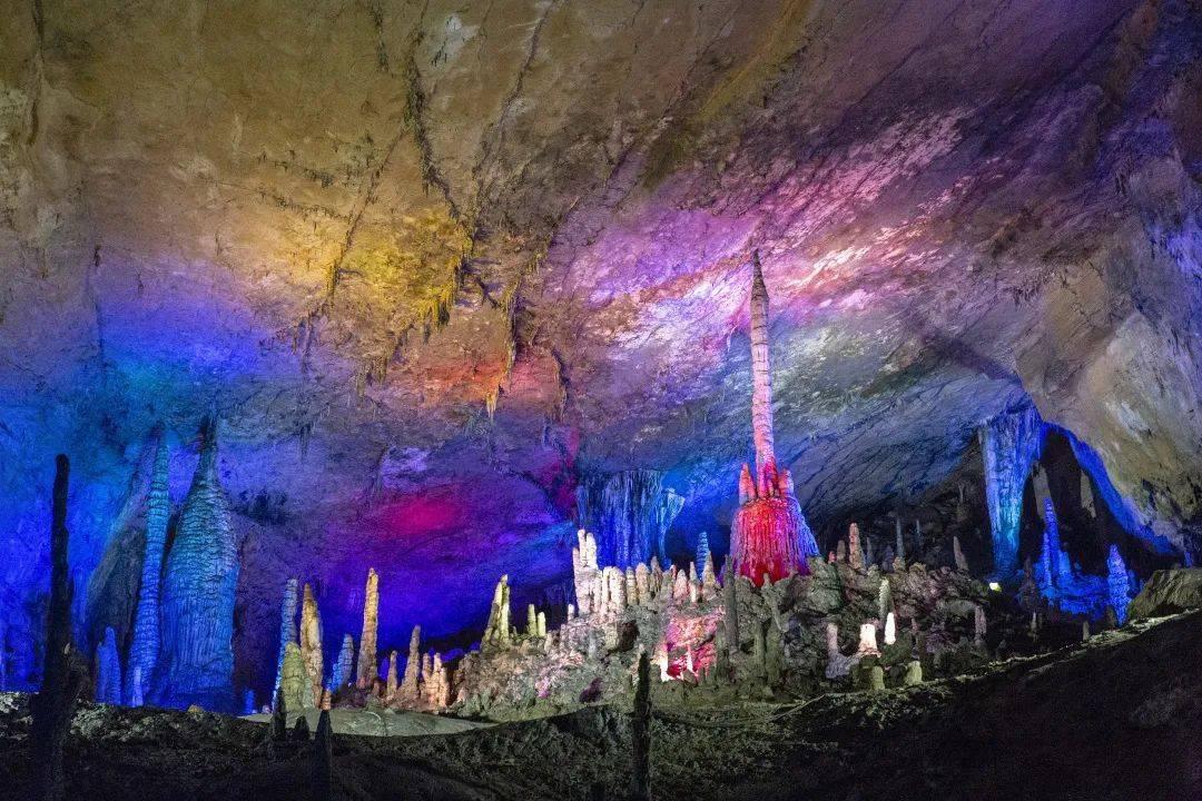 走访慰问困难群众 结对帮扶温暖人心